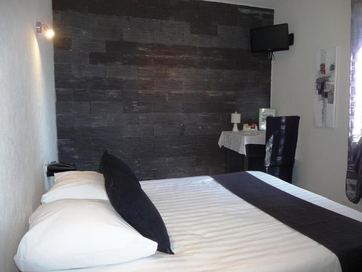 רמולין Hotel Restaurant Le Colombier מראה חיצוני תמונה